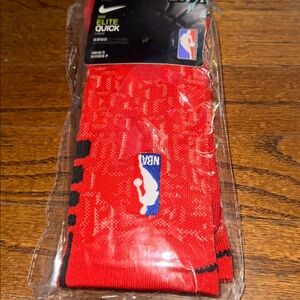 Nike Elite Quick Crew NBA Basketball Sock Red Black Pattern - NEW - MENS LARGE
